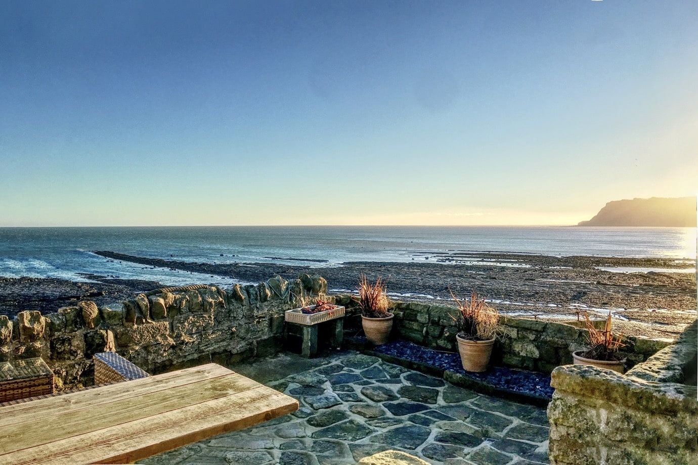 Ingleby_House_The_View_patio_2